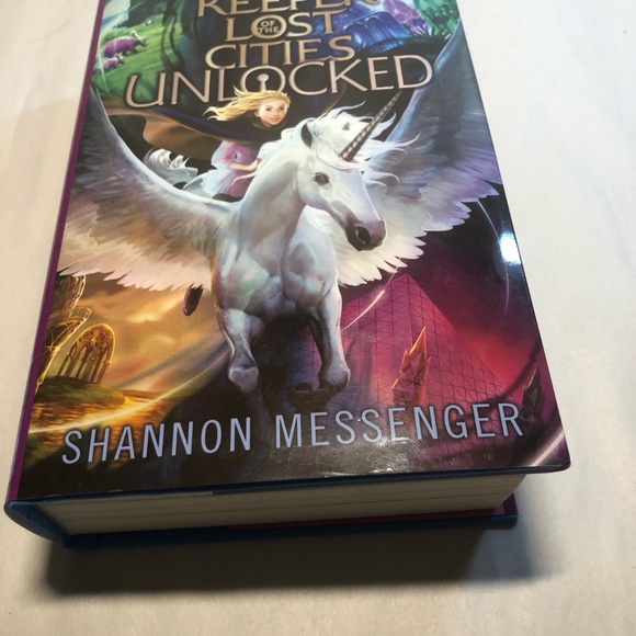Unlocked Book 8.5 by Shannon Messenger: New Hardcover - Picture 2 of 7